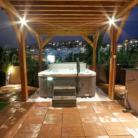Olympic 84 Apartment